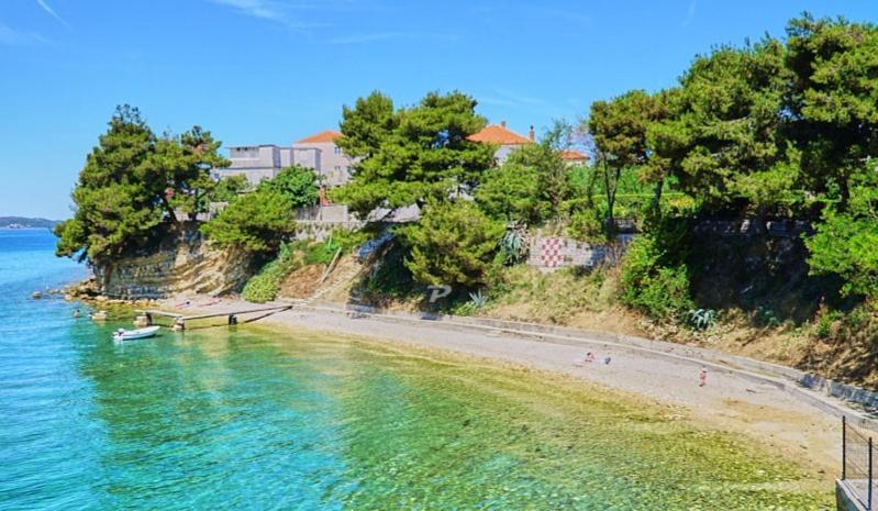 Holiday Home Bajlo Apartment With Three Bedrooms Zadar Eksteriør billede
