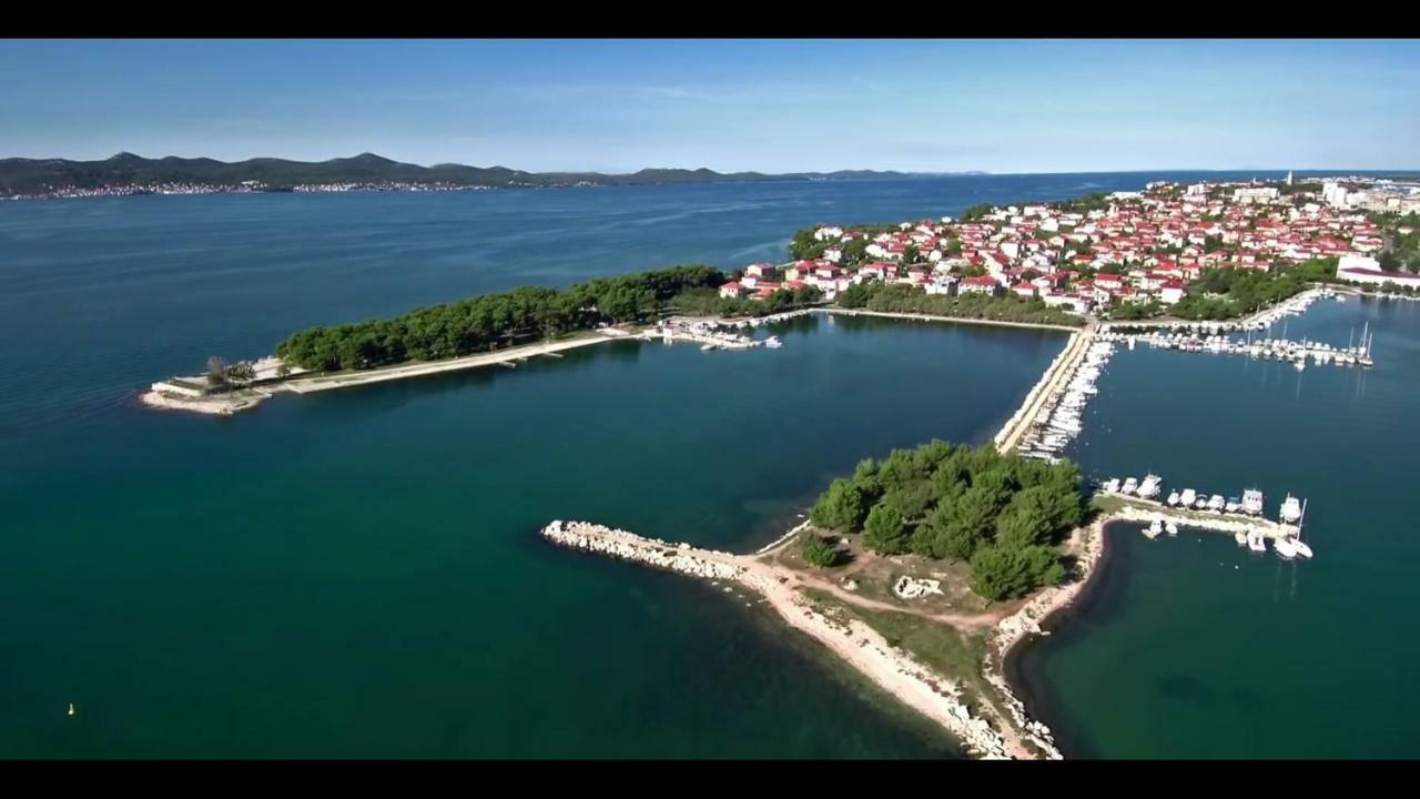 Holiday Home Bajlo Apartment With Three Bedrooms Zadar Eksteriør billede